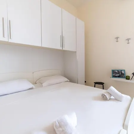 Piazza Garibaldi 39 Napoli