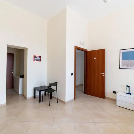 Piazza Garibaldi 39 Apartamento