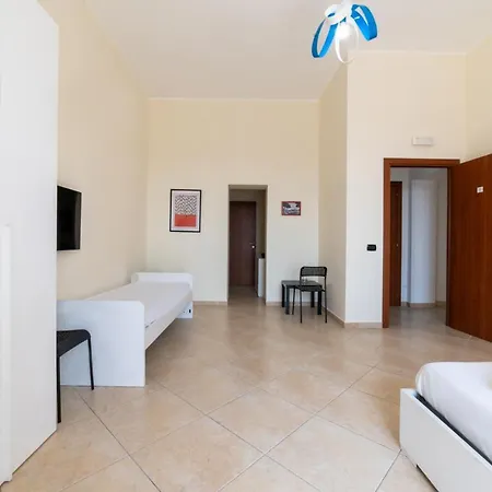 Piazza Garibaldi 39 * Neapel