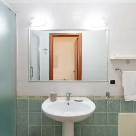 Apartamento Piazza Garibaldi 39 *