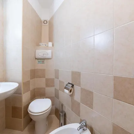 Piazza Garibaldi 39 Apartamento